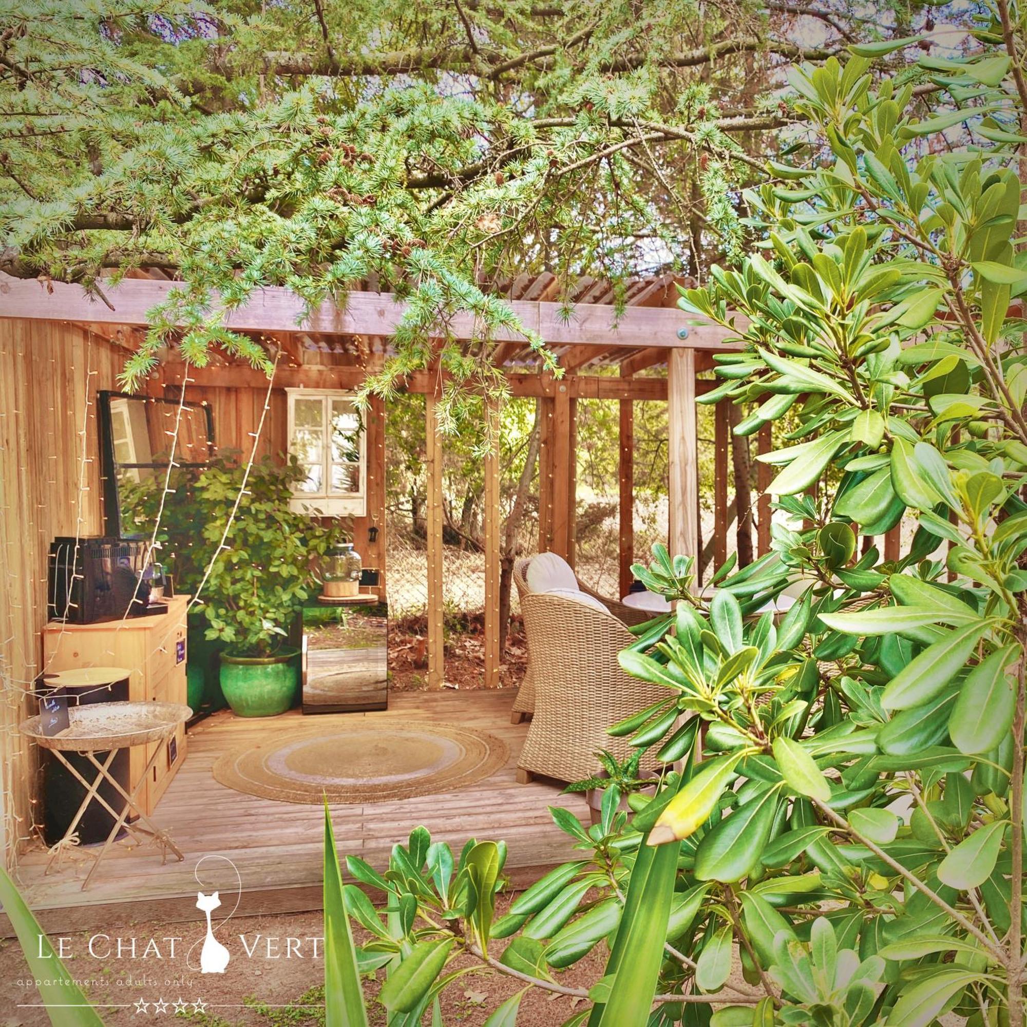 Le Chat Vert - Appartements Adults Only Saint-Andre  Ngoại thất bức ảnh